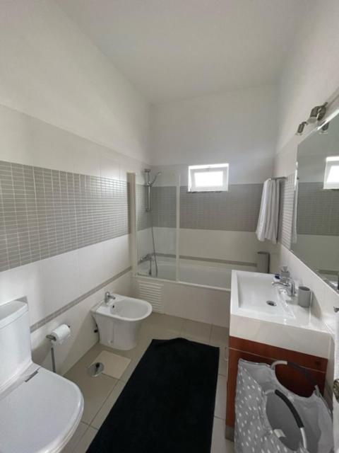 LINHA D ÁGUA - ap Salema Exterior foto